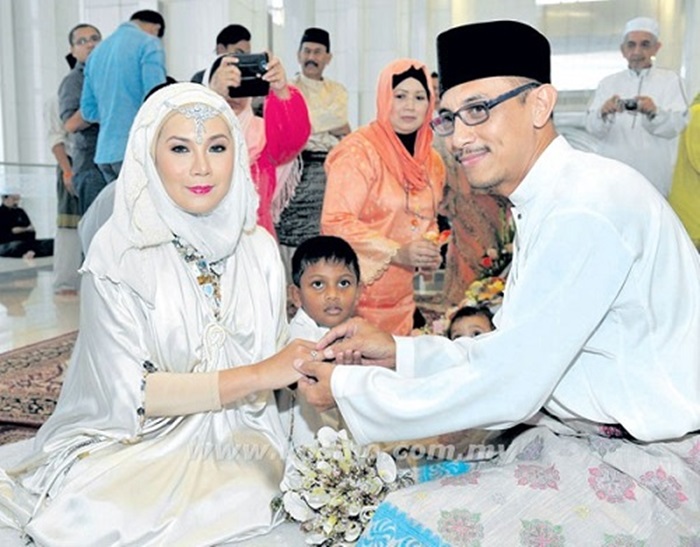 Selebriti Youtube Mat Luthfi Taman Zaman Bujang