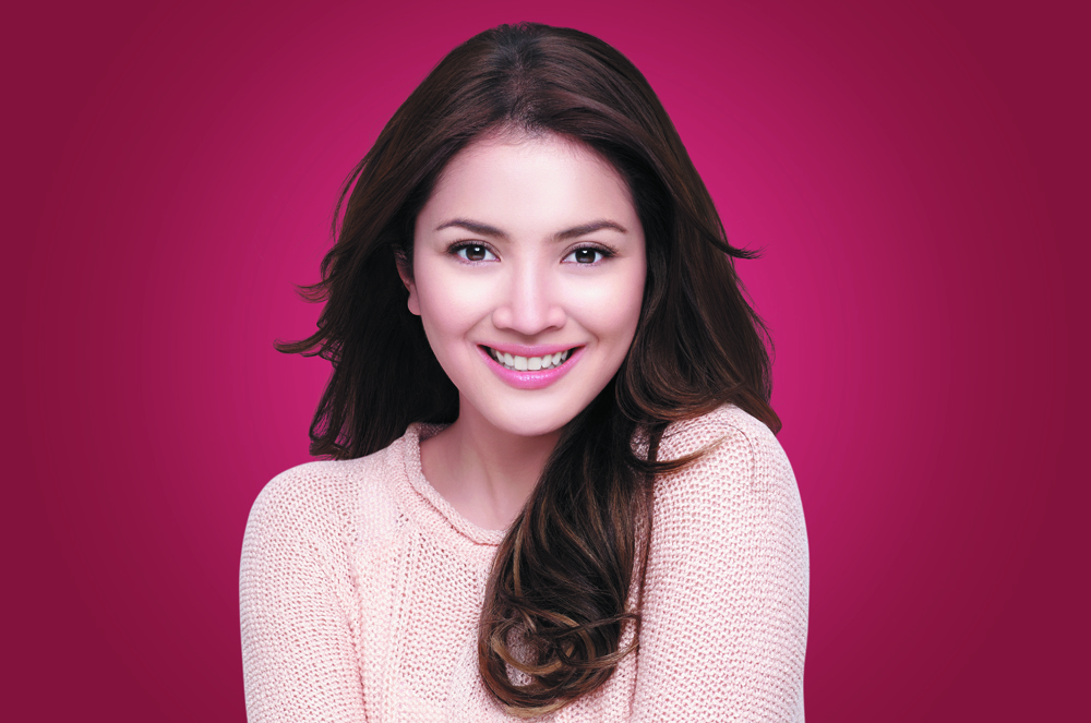 Cantik 'kan Nur Fazura? 