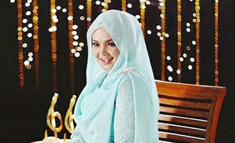 Gambar Baby Bump Siti Nurhaliza Dapat Perhatian Ramai