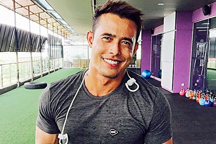 Zul Ariffin Sambut Birthday Bekas Kekasih