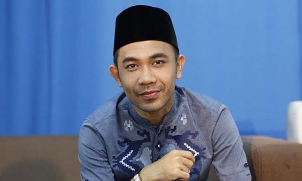 "Saya sebenarnya nak selesaikan cara baik tapi dia yang memulakan kenyataan umum di media" - Hafiz Hamidun