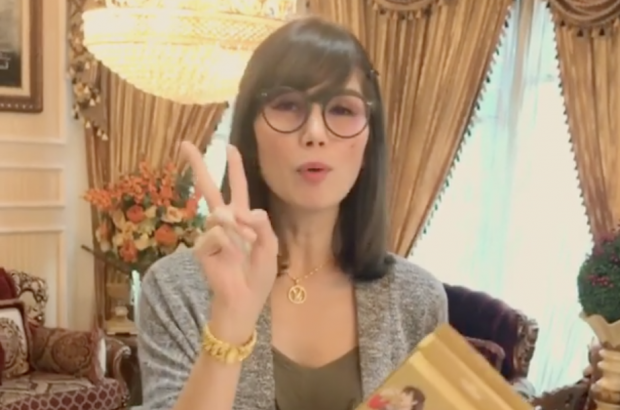 Video: “Itu seluar, kain dia tu - lagi satu kita kan memang ada dua kemaluan. Kenapa awak ni memang jenis suka tengok kemaluan orang lain ye? Kotorlah!" - Sajat