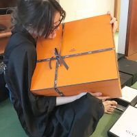 Eina Azman Dapat Hadiah Kereta Mewah Lagi