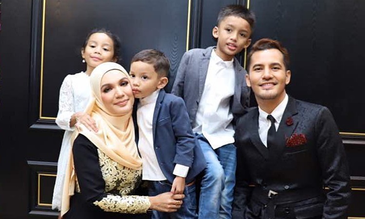 Dato syukri angkat anak aliff Setelah lama