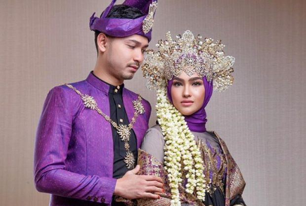 Kahwin Hanya Sekali, Pastikan Busana Pengantin Anda Kena Dengan Badan