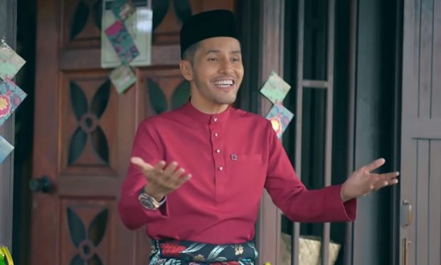 Lagu Raya Aliff Syukri Trending Nombor 1 Di Youtube