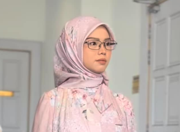 Bella Astillah Tuntut Cerai Dari Aliff Aziz