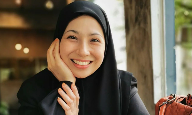 “Mohon Doa Supaya Allah Permudahkan Segala Urusan Saya & Anak-Anak”