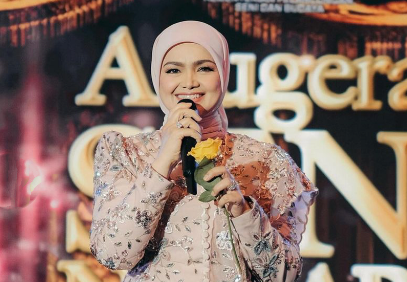 “Segan Sebenarnya Dengan Gelaran Biduanita, Panggil Saja Siti Macam Biasa”