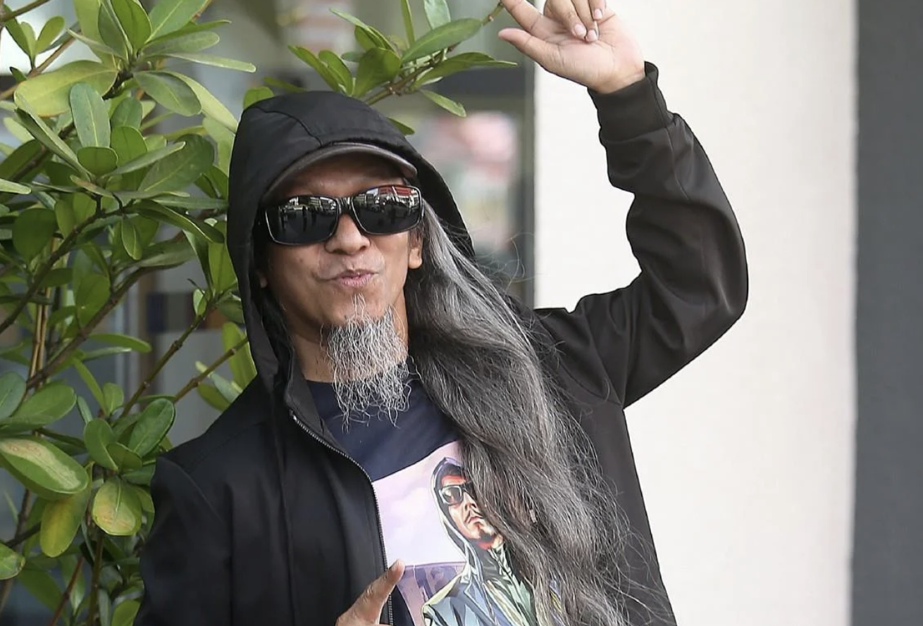 Saiful Apek Hanya Makan Bubur Lambuk, Kurma Untuk Sahur & Berbuka Saiful Apek Hanya Makan Bubur Lambuk, Kurma Untuk Sahur & Berbuka