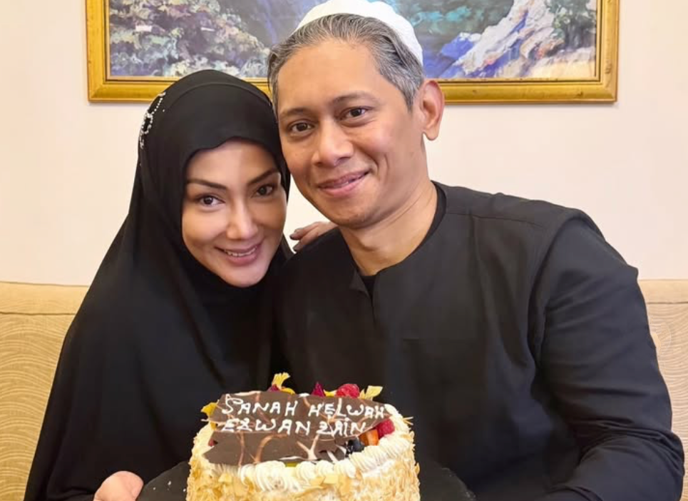 Erra Fazira, Suami Rancang Jelajah Masjid Tunai Solat Tarawih Erra Fazira, Suami Rancang Jelajah Masjid Tunai Solat Tarawih