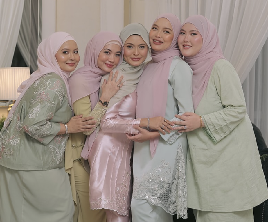 “Dia Silap, Bonding Kami Terlalu Kuat” – Syatilla Melvin, Adik Beradik Tak Akan Berdiam Isu Syida “Dia Silap, Bonding Kami Terlalu Kuat” – Syatilla Melvin, Adik Beradik Tak Akan Berdiam Isu Syida