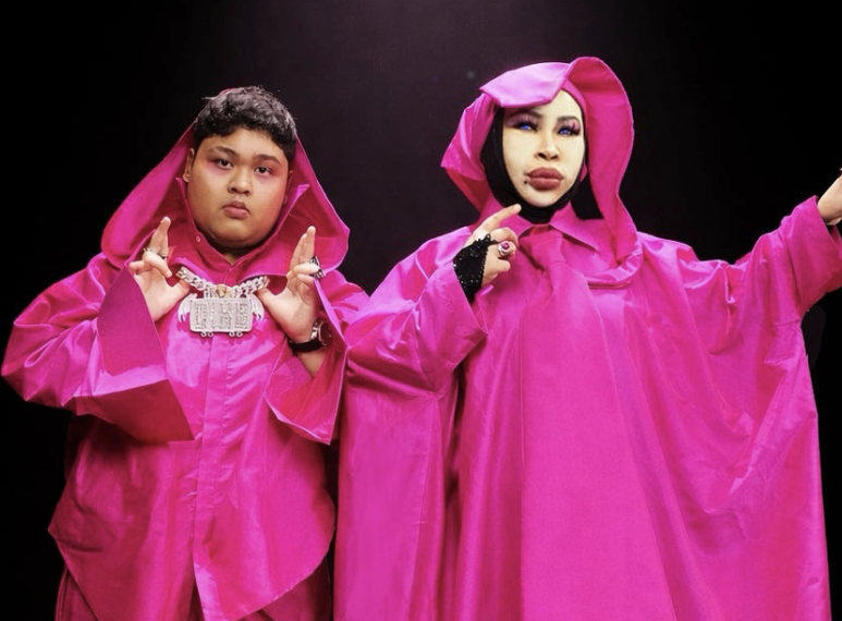 Didakwa Popular Kerana DSV, Cik B Jawab “Kenapa Kena Kalau-Kalau, Boleh Tukar Mak Ke?” Didakwa Popular Kerana DSV, Cik B Jawab “Kenapa Kena Kalau-Kalau, Boleh Tukar Mak Ke?”