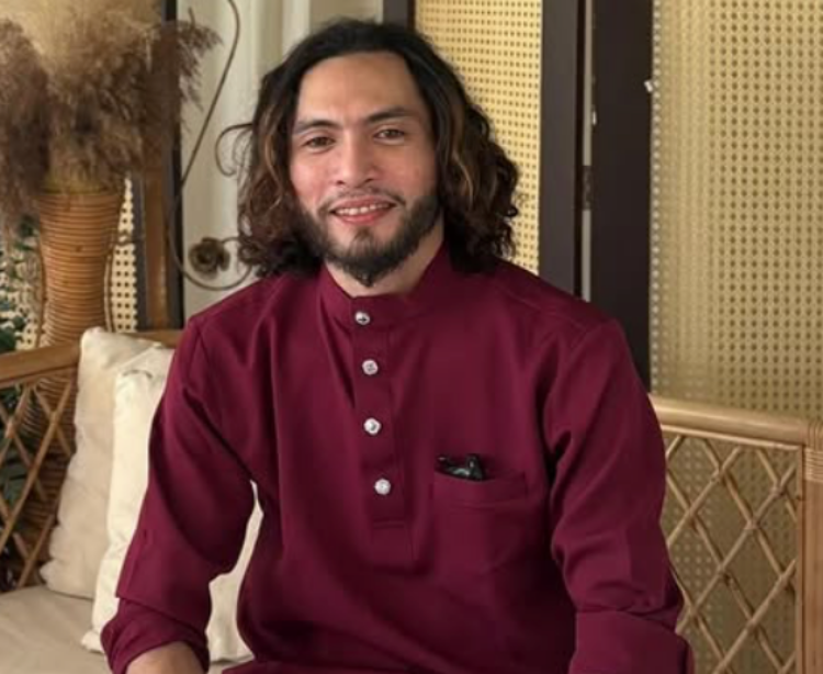 “Ya Allah Mana Vokal Aku Ni, Setiap Kali Show Hilang Suara” – Aweera “Ya Allah Mana Vokal Aku Ni, Setiap Kali Show Hilang Suara” – Aweera