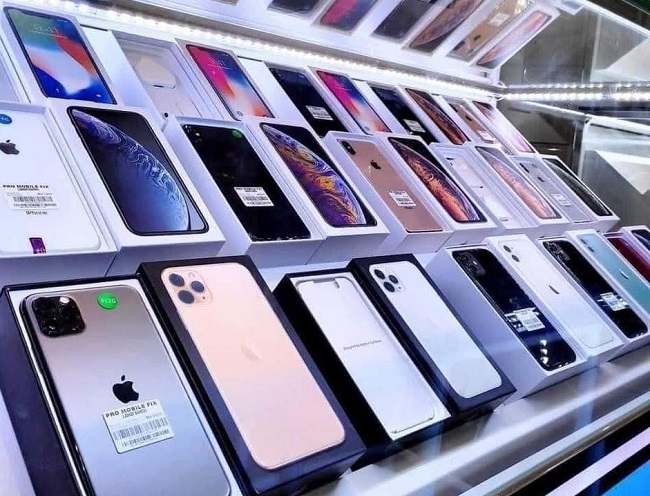 Telefon Pertama Hadiah Yang Dinanti, Media Sosial Cabaran Yang Menanti Telefon Pertama Hadiah Yang Dinanti, Media Sosial Cabaran Yang Menanti