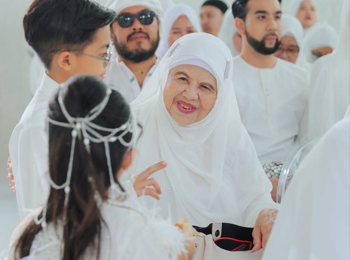 Hadir Majlis Nikah, Kismah Johar Gembira Syed Saddiq & Bella Sah Suami Isteri Hadir Majlis Nikah, Kismah Johar Gembira Syed Saddiq & Bella Sah Suami Isteri