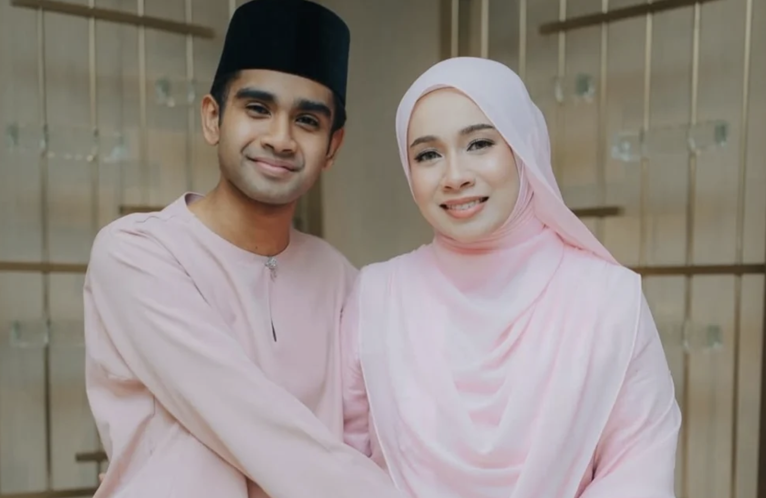 “Hebat Sungguh Kakak Saya Ni, Hatinya Bersih Tiada Hasad Dengki” “Hebat Sungguh Kakak Saya Ni, Hatinya Bersih Tiada Hasad Dengki”